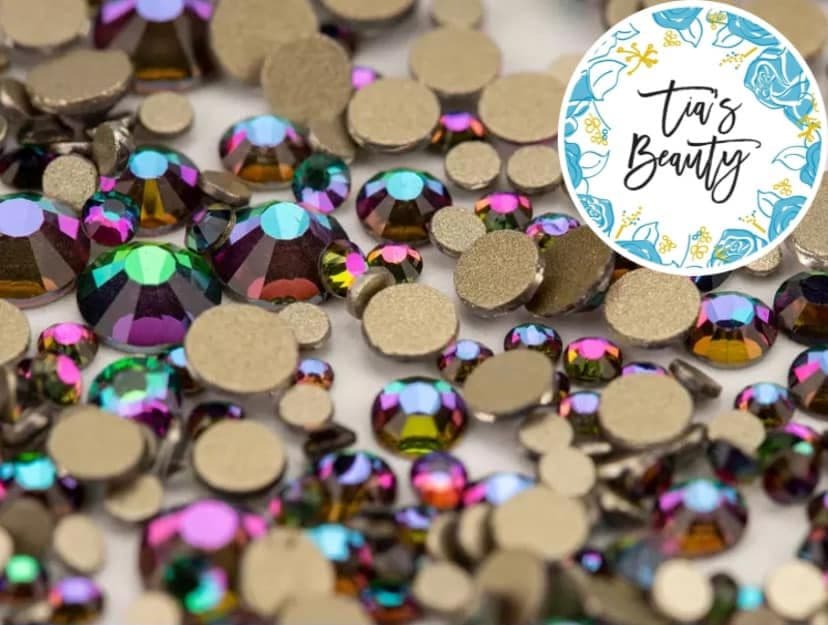Green Fire - Pack of 1,440 Mixed sizes Rhinestones