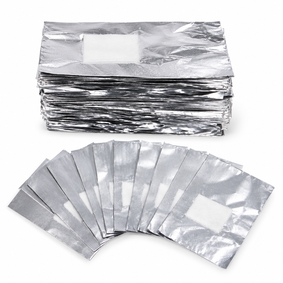Pack of one hundred foil gel polish remover wraps with pads